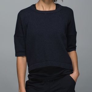 Lululemon Navy Bhakti Reality Short Sleeve Size 10. Tag ripped out during wear